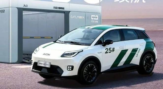 京東入局!不到五萬元的純電車,實力到底如何?