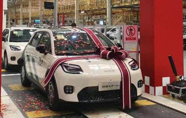 京東入局!不到五萬元的純電車,實力到底如何?