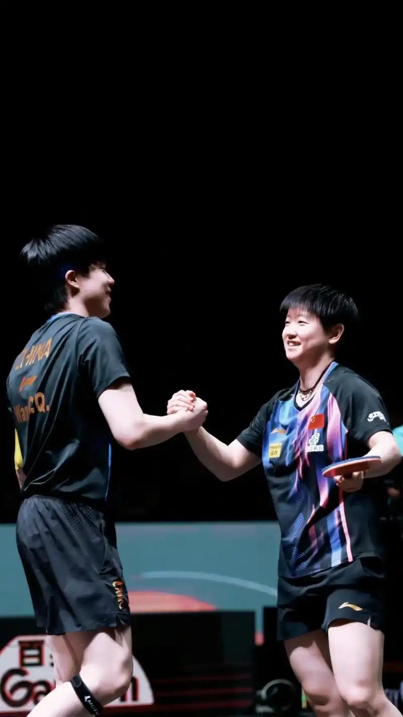 王楚欽孫穎莎攜手奏凱,成都混團世界杯開門紅